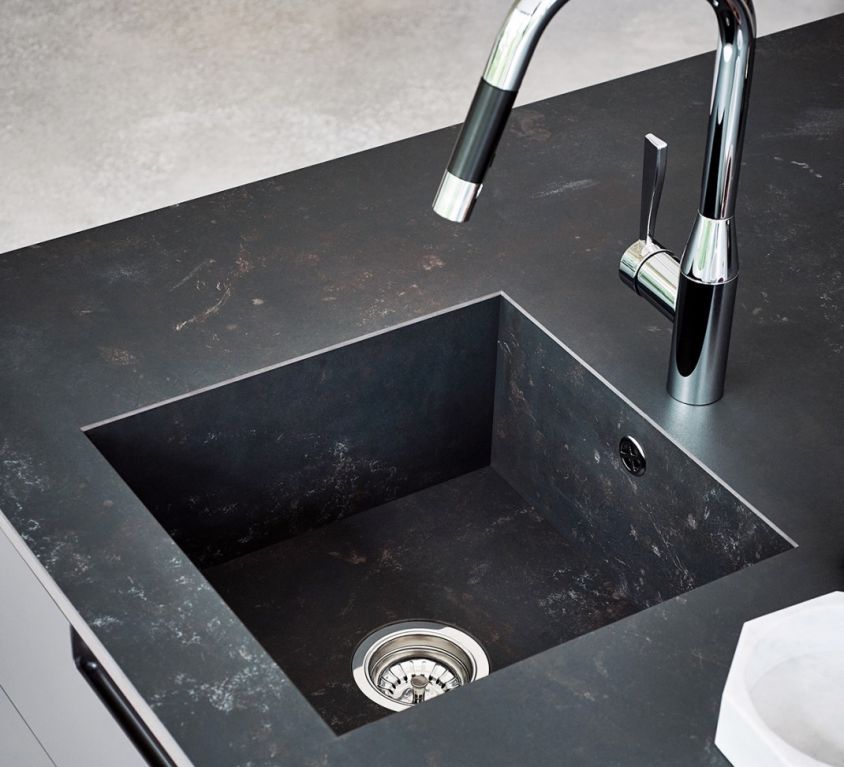 Sink – Single Square Solid Surface