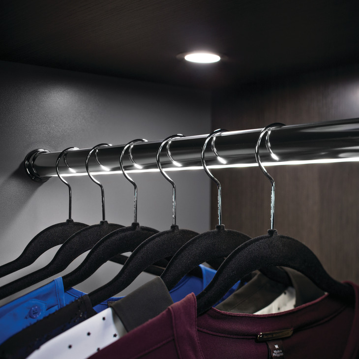 Wardrobe Bar with with Light