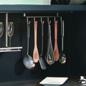 Backsplash Rail with 6 Hooks